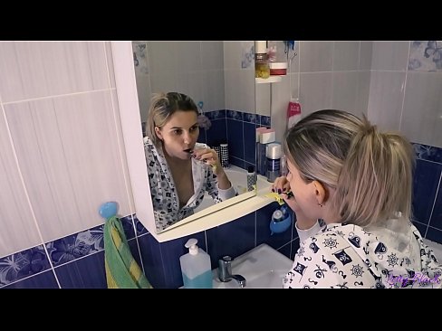 ❤️ Críochnaíonn Hack le óga i pitseámaí cum ó bhéal i asal - letty black ❤  Porn  linn